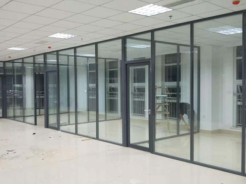 凱達講解辦公隔斷有什么特點?