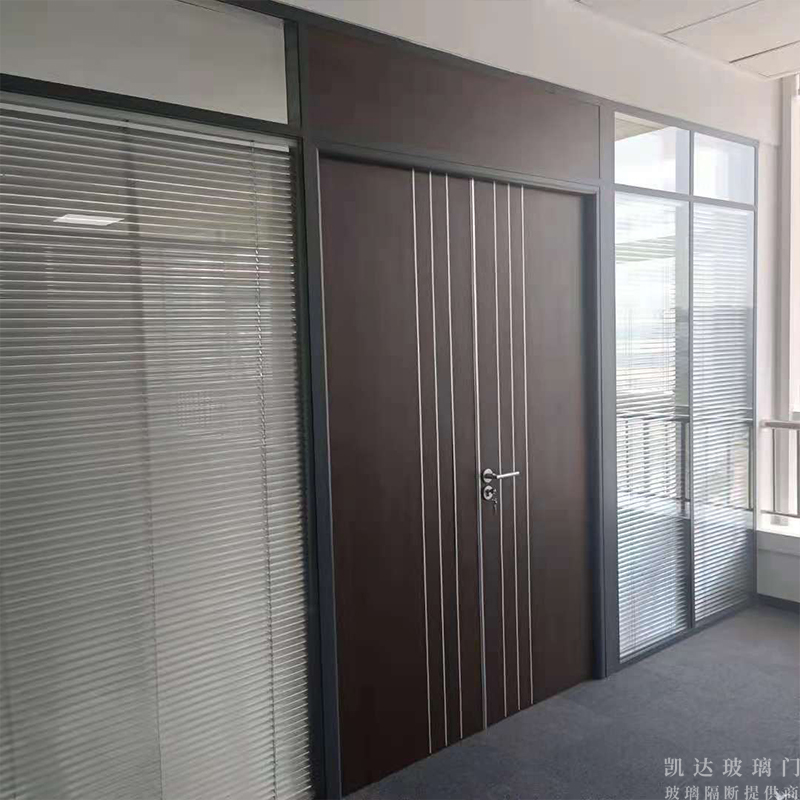 濟南玻璃隔斷為何受歡迎?